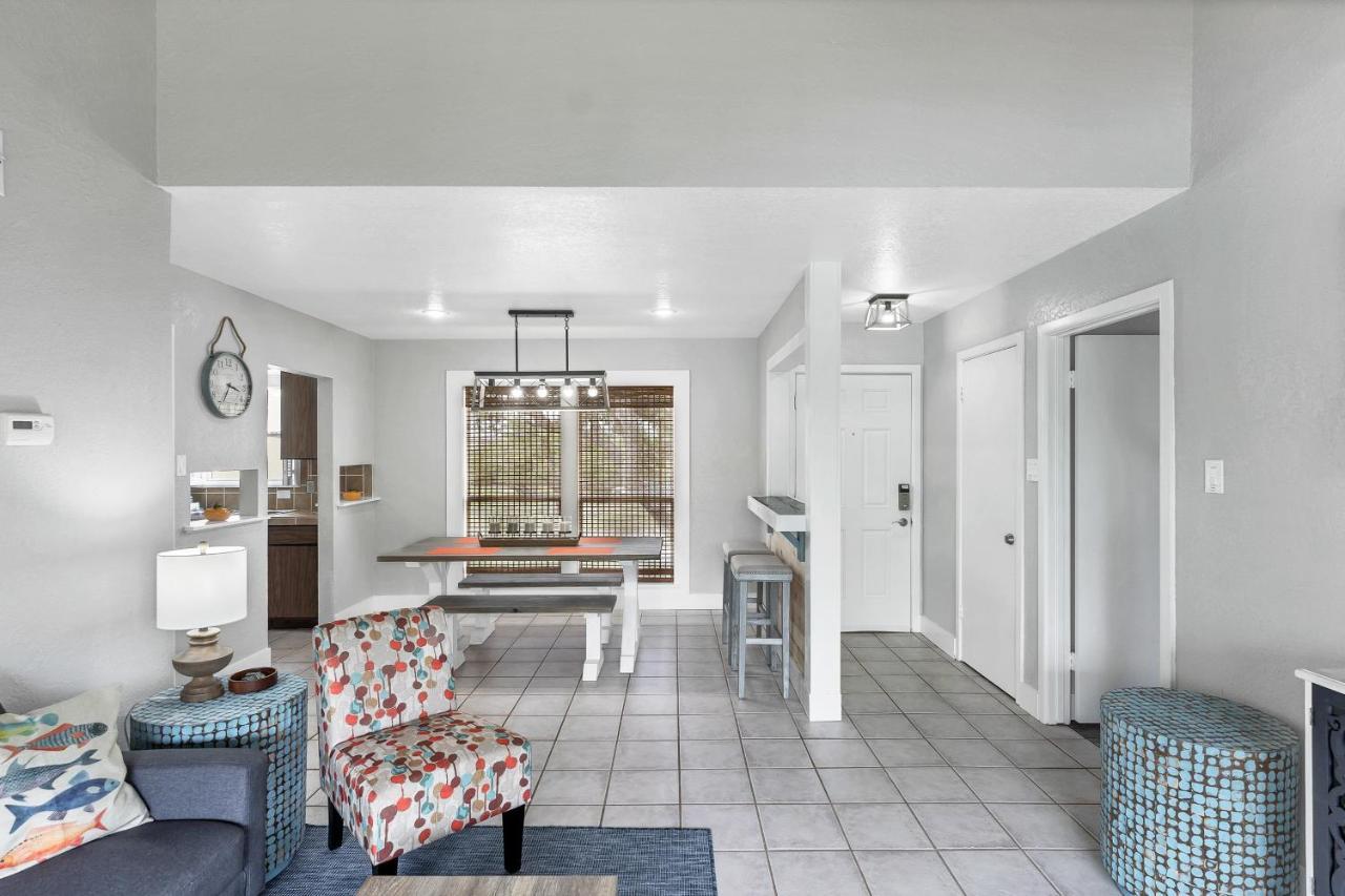 Fulton Apartment