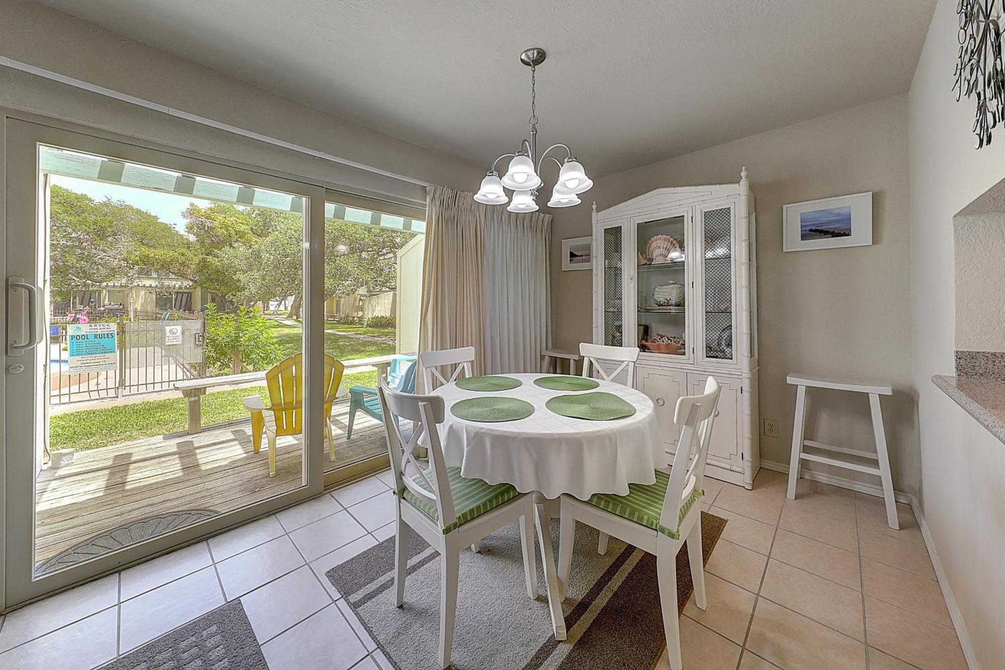 Fulton Apartment *