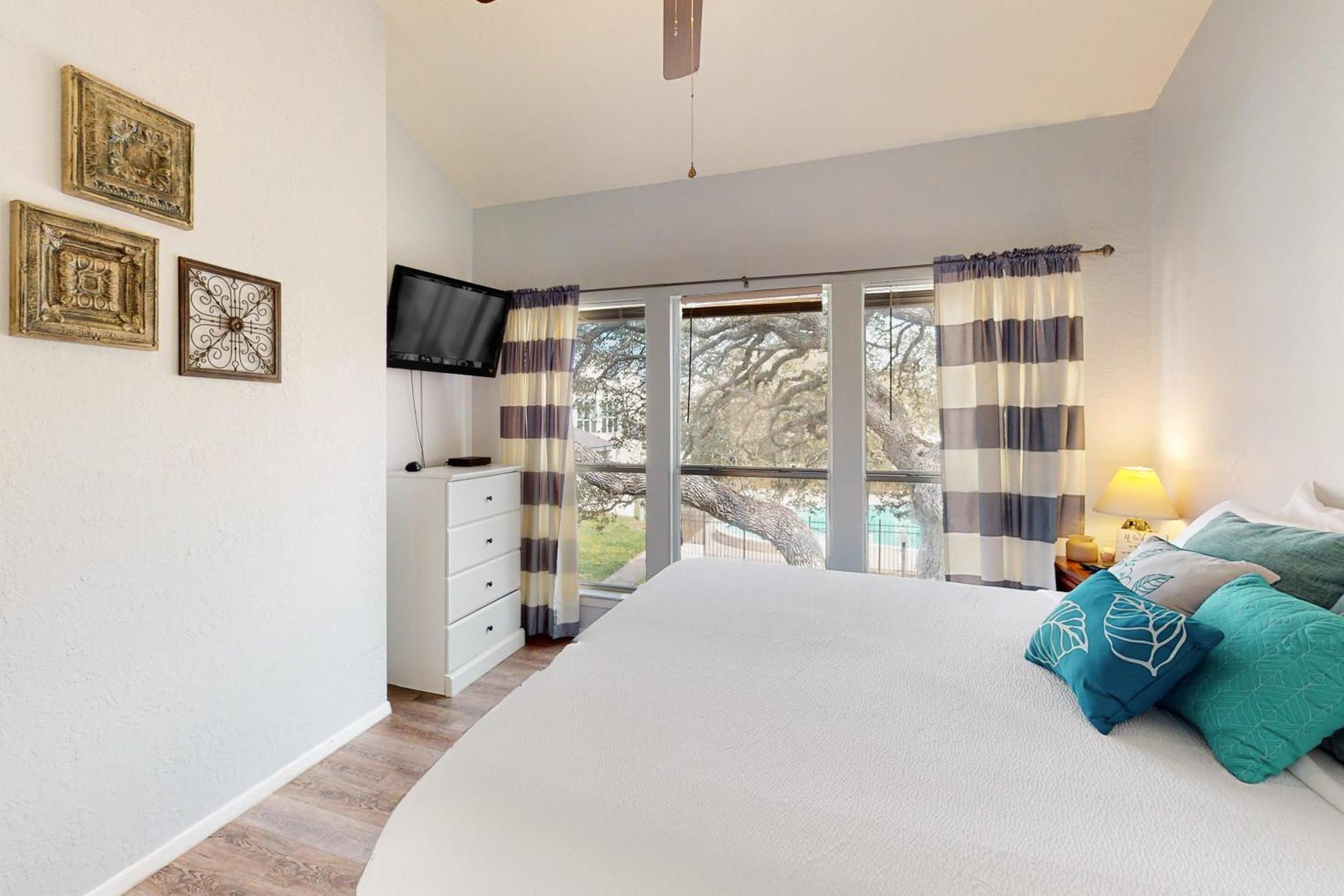 Fulton Apartment Rockport