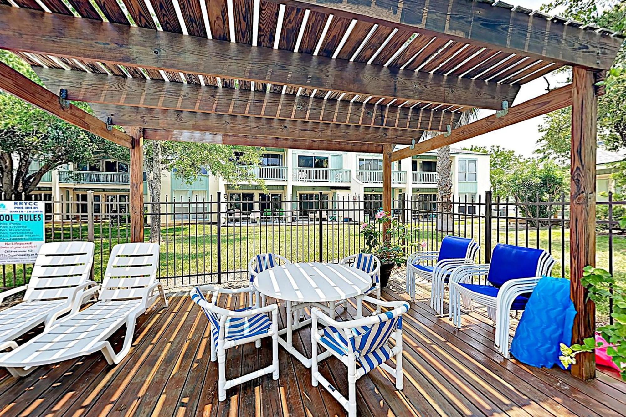 Fulton Apartment *